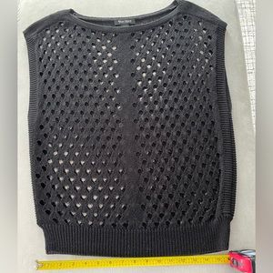 White House Black Market sleeveless shirt/vest